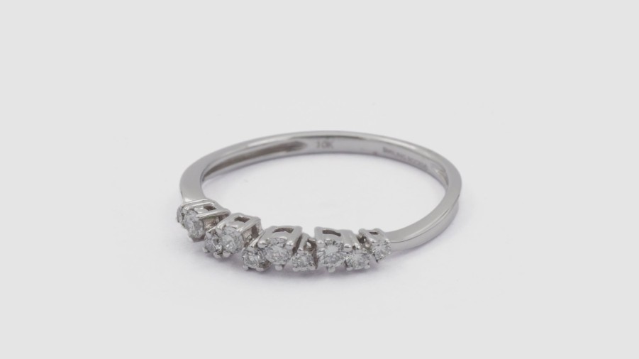 All Rings Smiling Rocks | 14K White Gold Lab-Grown Diamond Drizzle Ring I